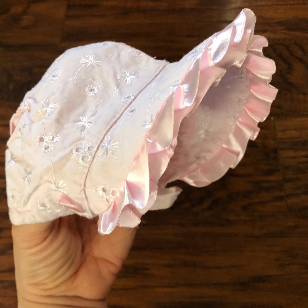 NEW Biscotti lace ruffle pink baby hat bonnet - Picture 2 of 3